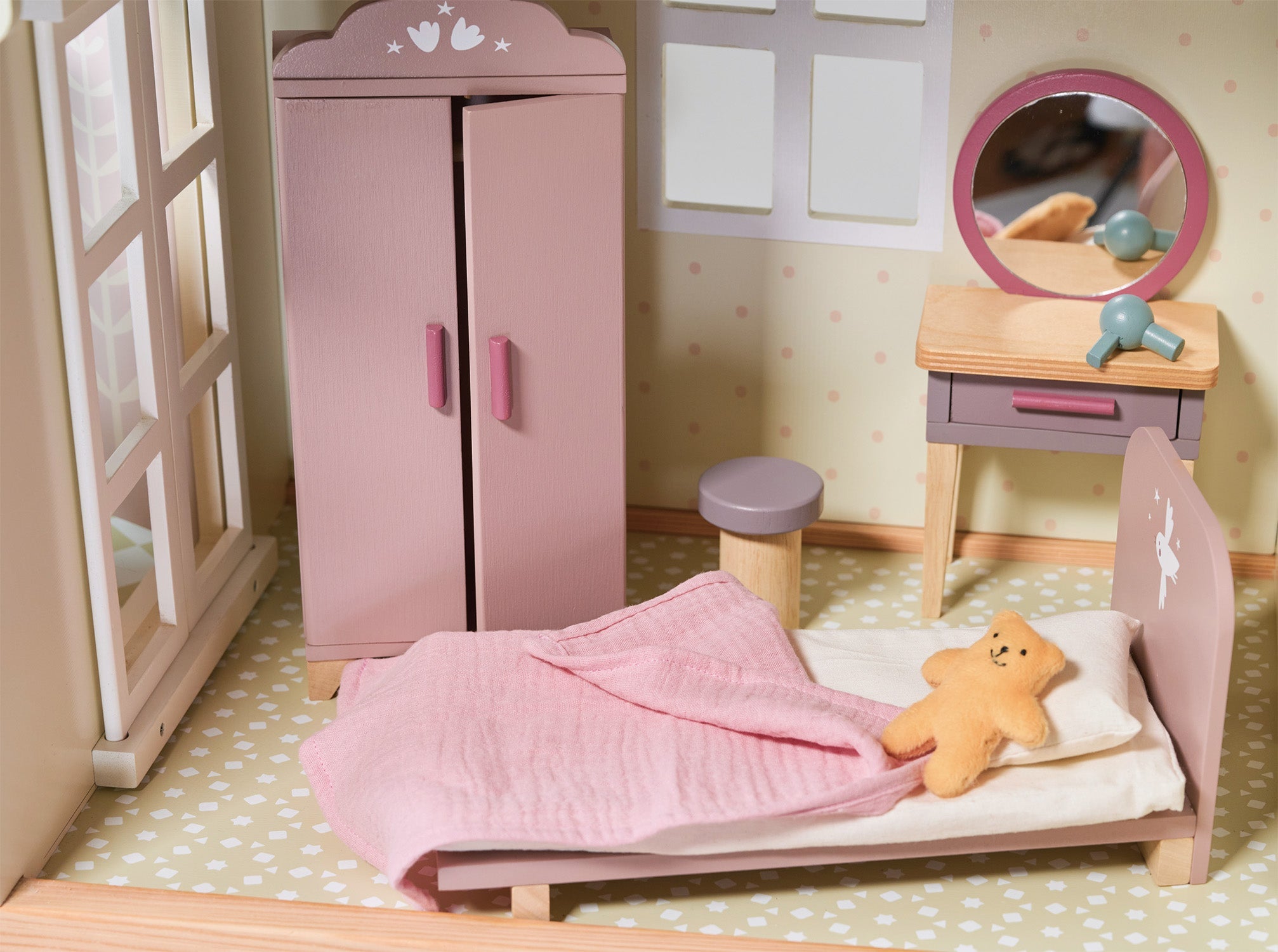 Tender Leaf Mulberry Mansion - Playroom Avenue