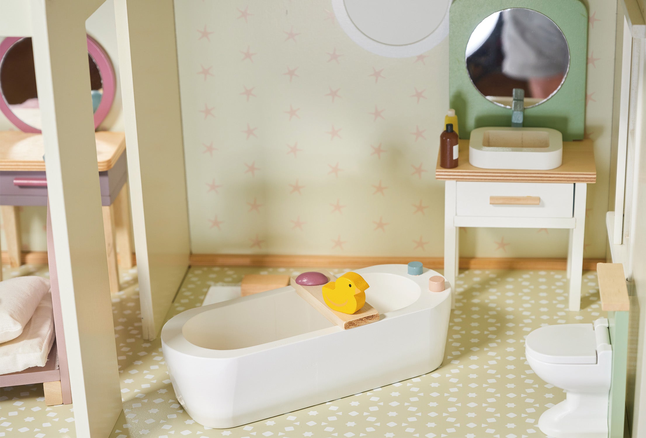 Tender Leaf Mulberry Mansion - Playroom Avenue