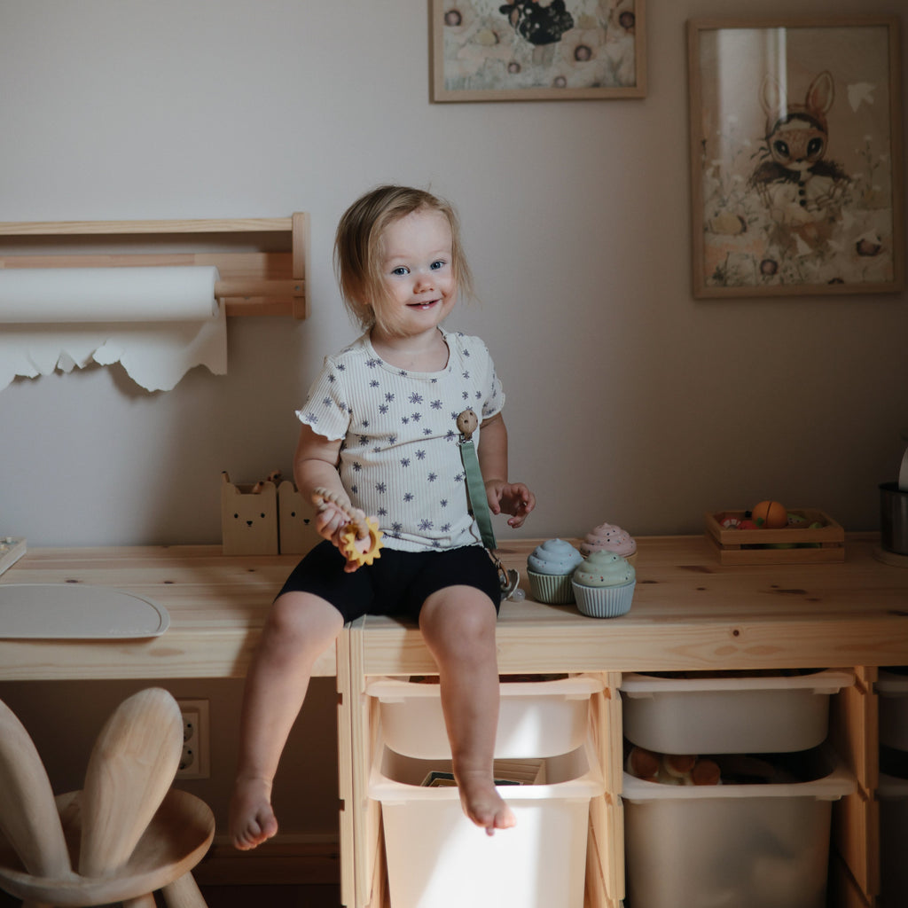 Mushie Linen Pacifier Clip 2-Pack | Playroom Avenue