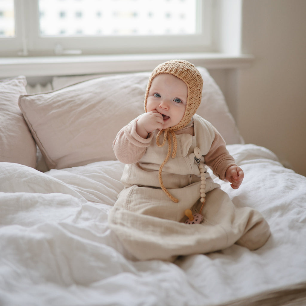 Mushie Silicone Pacifier Clip | Hera | Playroom Avenue