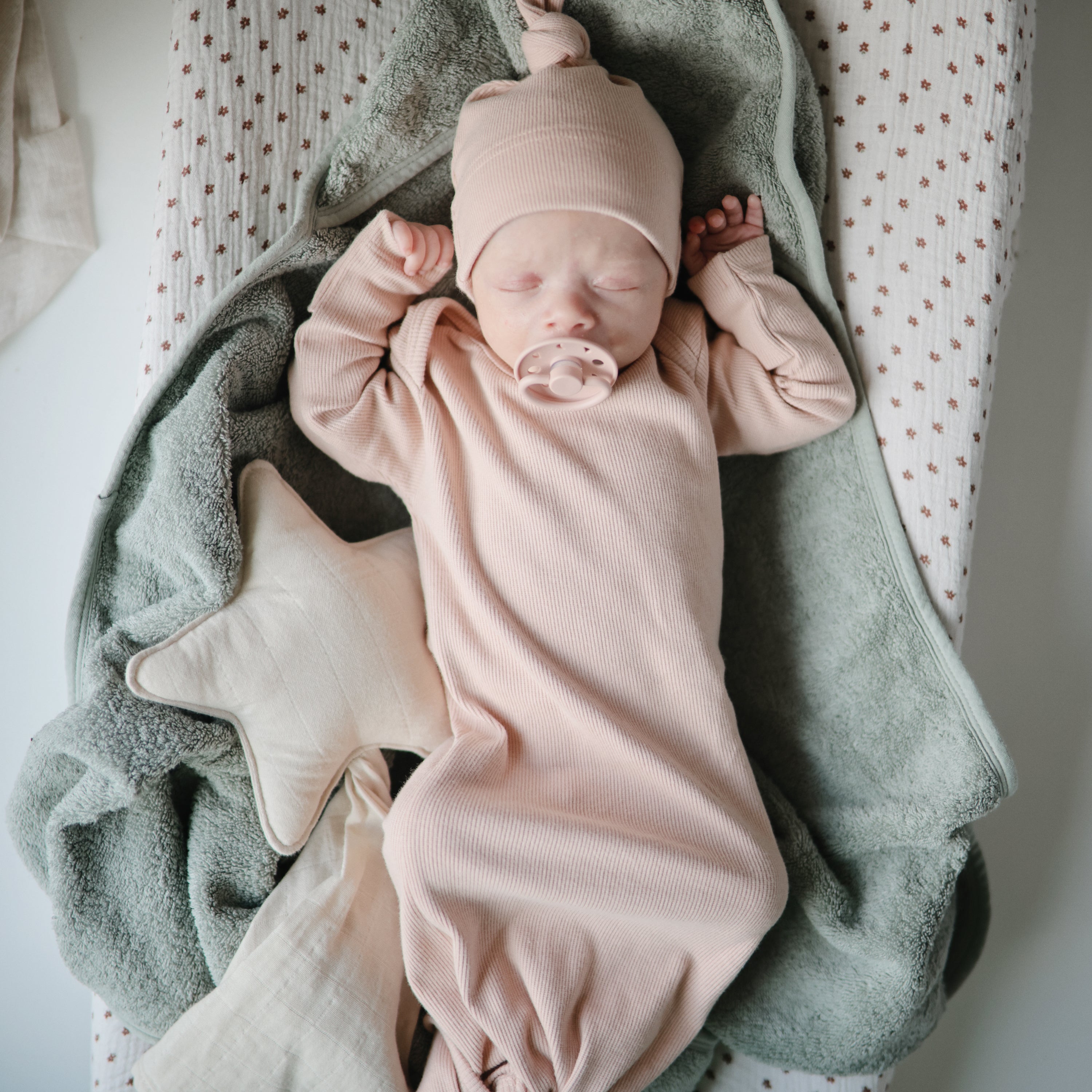 Mushie Star Lovey Blanket | Playroom Avenue