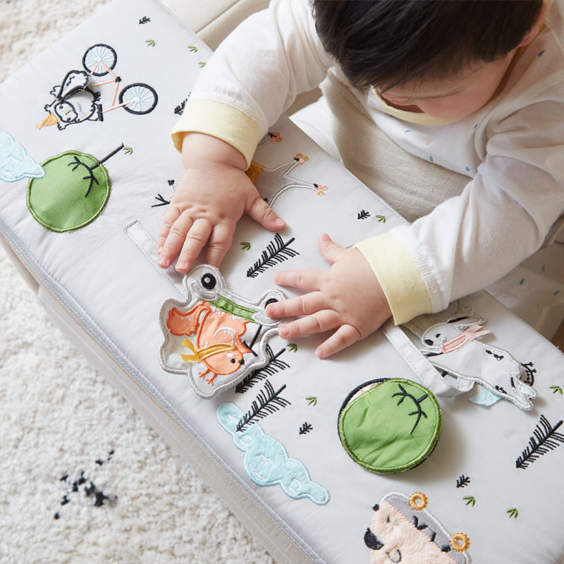 Wonder and Wise Rolling Along Square Chair | Playroom Avenue