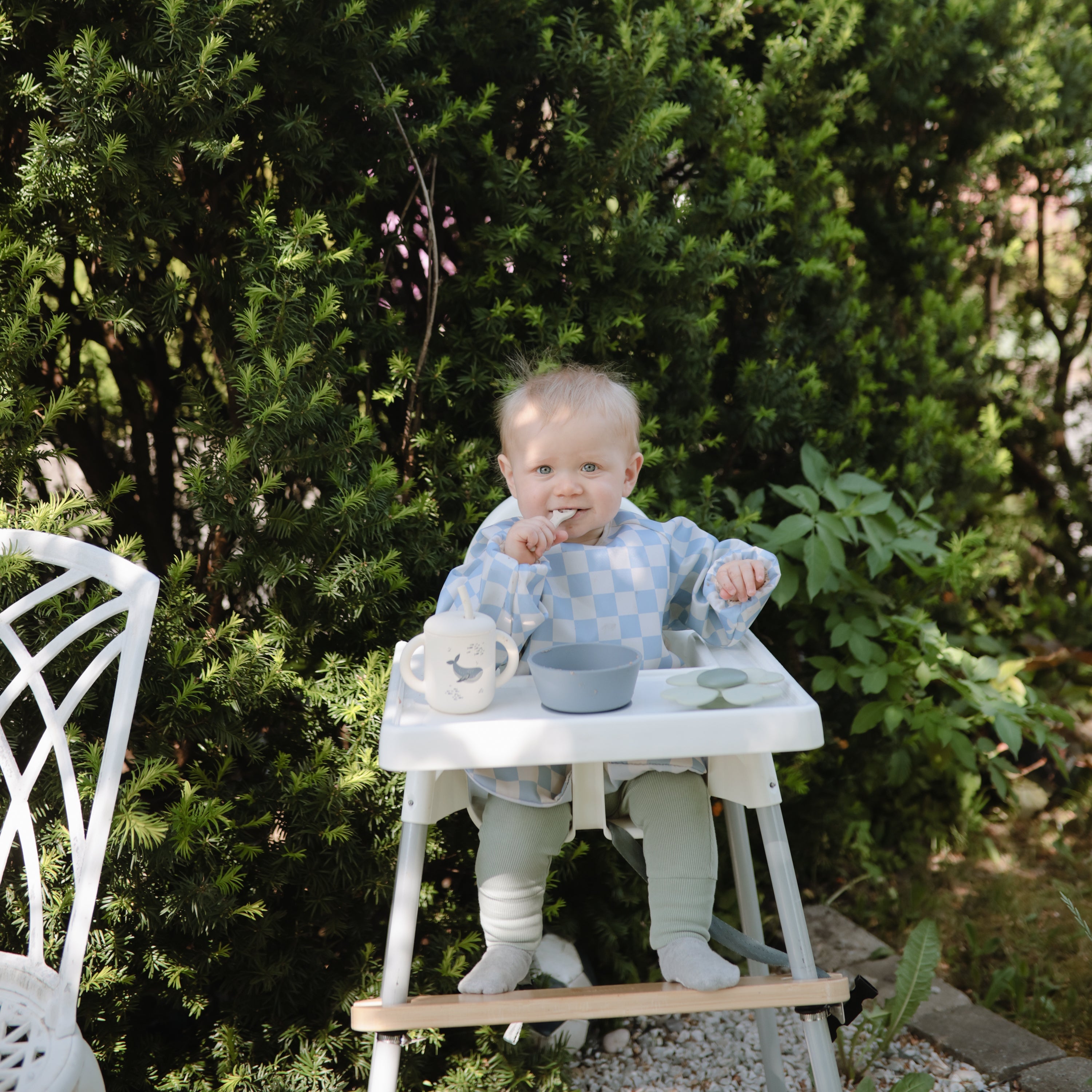 Mushie Long Sleeve Bib | Playroom Avenue