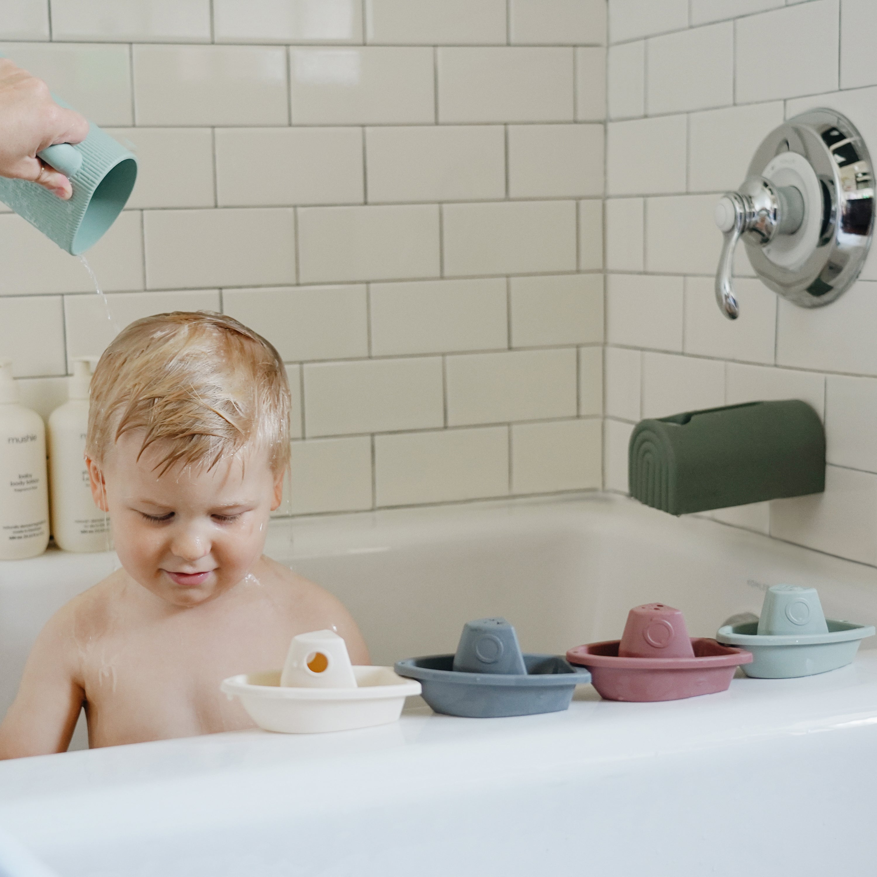 Mushie Bath Rinse Cup | Playroom Avenue