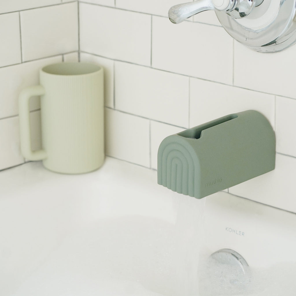 Mushie Bath Rinse Cup | Playroom Avenue