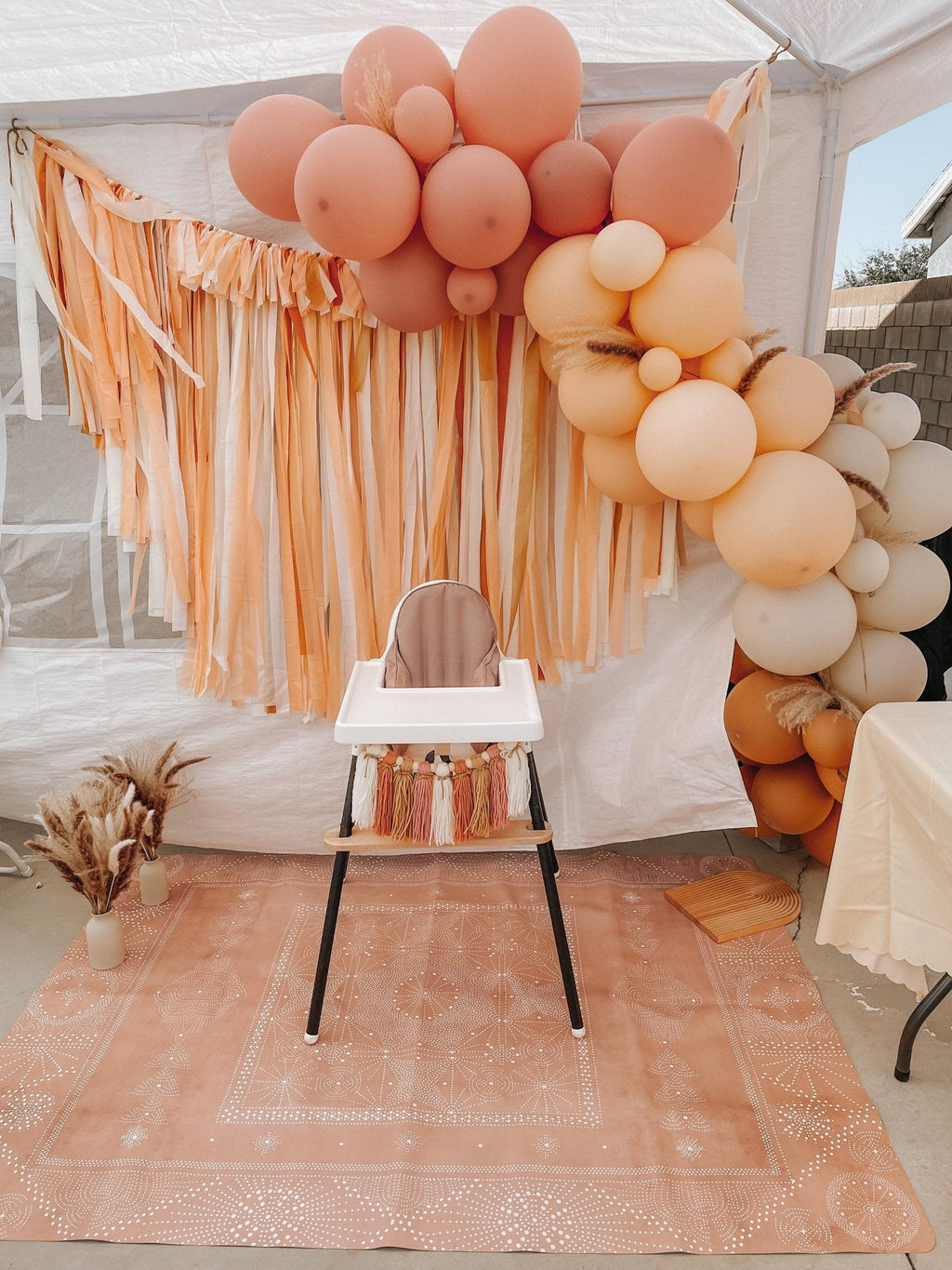 Ellie's Party Supply Blush Balloon Garland Kit | Playroom Avenue