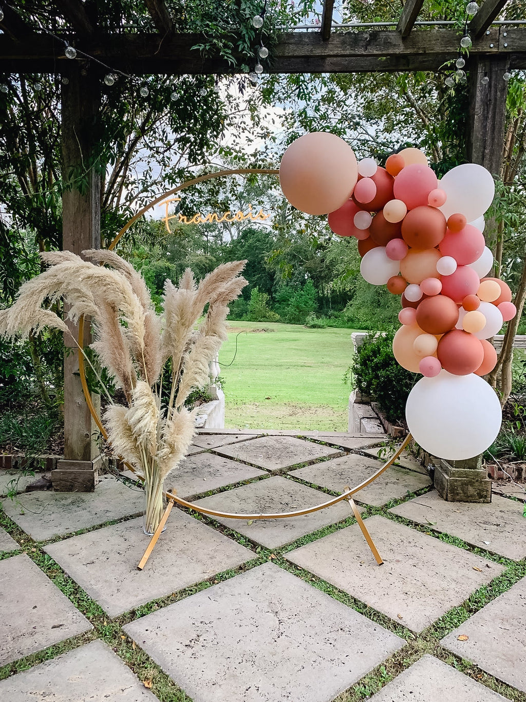 Ellie's Party Supply Blush Balloon Garland Kit | Playroom Avenue