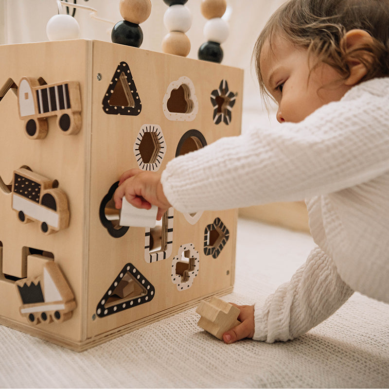 Wonder and Wise Busy Box | Playroom Avenue