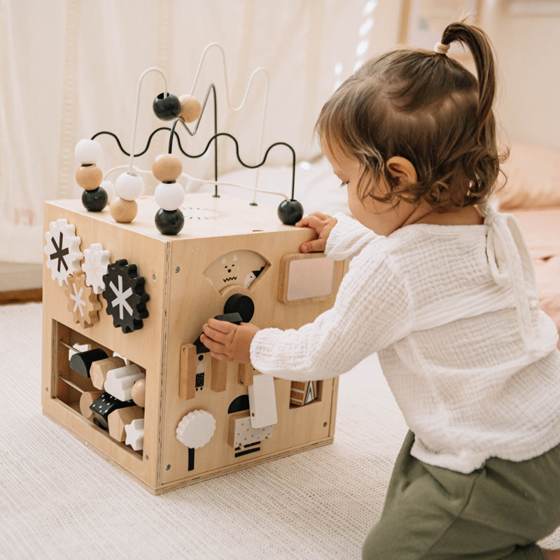 Wonder and Wise Busy Box | Playroom Avenue