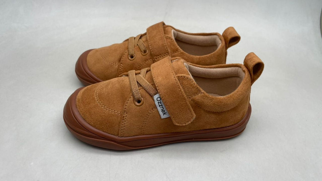 Ozznek Shoes Sienna Barefoot Sneakers – Everyday Kids Sneakers | Playroom Avenue
