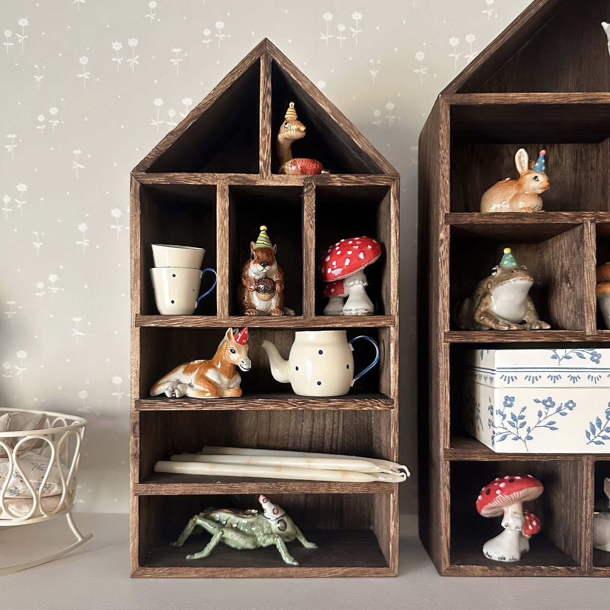 Camp Hollow Camp Hollow Offical Collectible Display Shelf Set
