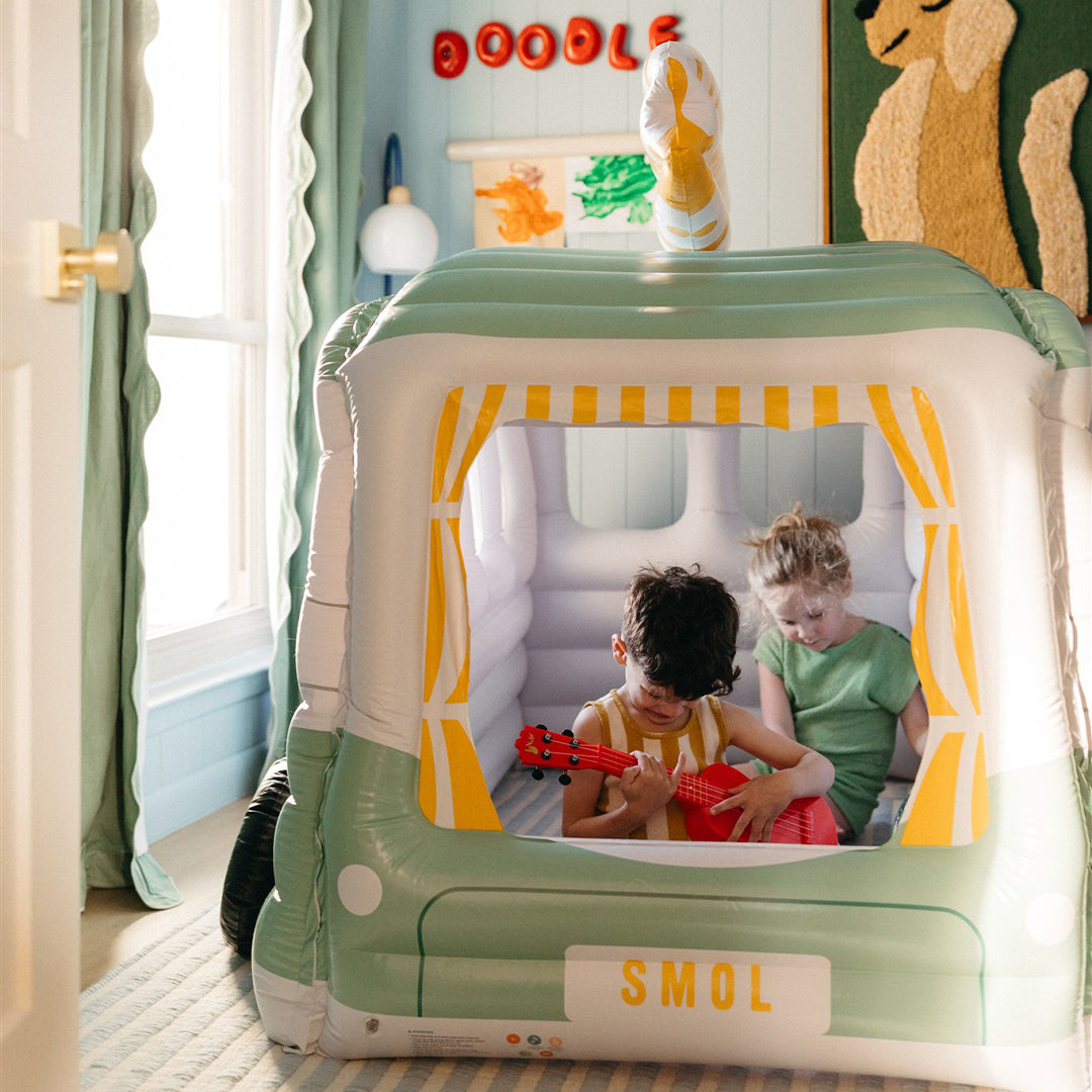 Smol Camper Van | Playroom Avenue