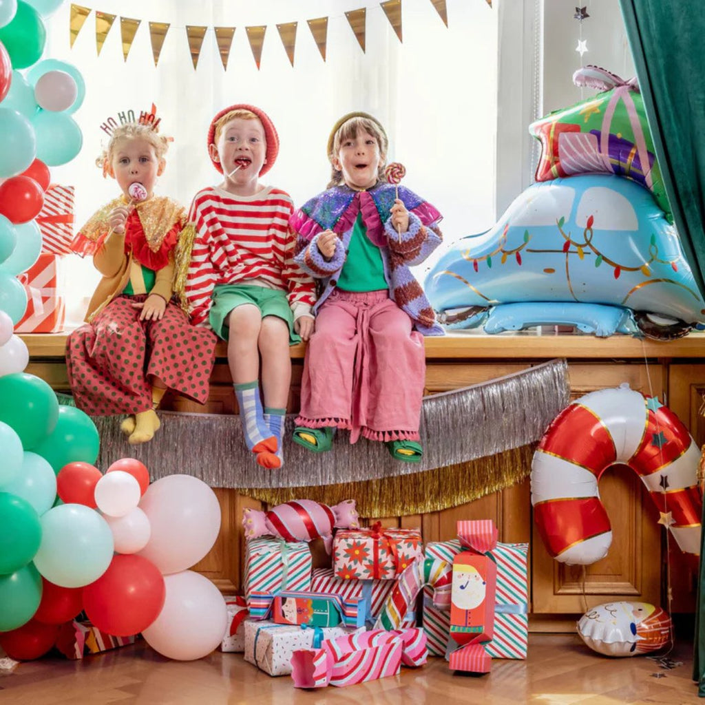 Ellie's Party Supply Christmas Car Balloon | Playroom Avenue