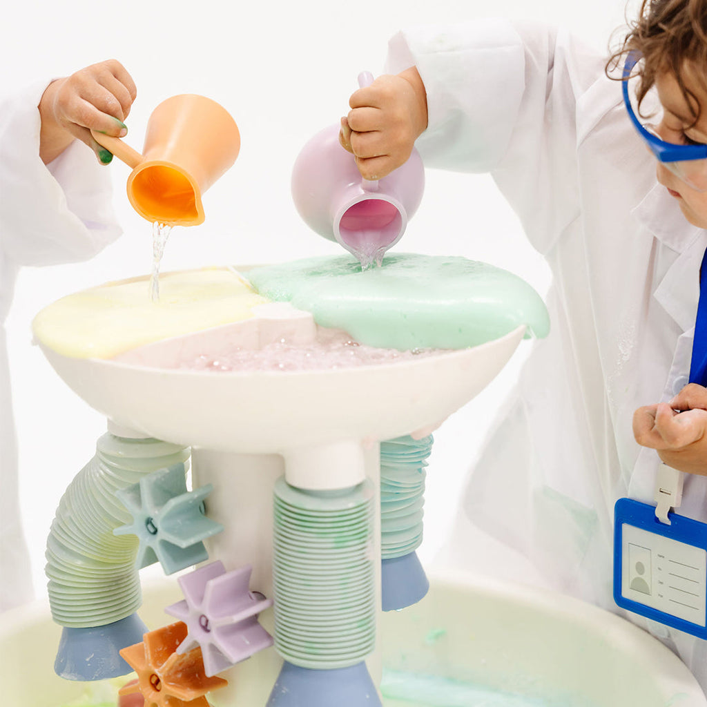 Smol Curiosity Water Table | Playroom Avenue