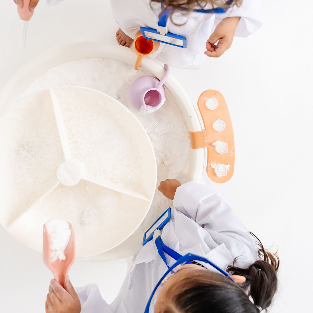 Smol Curiosity Water Table | Playroom Avenue