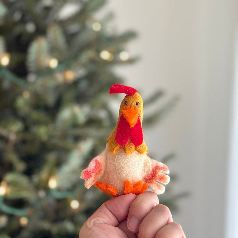 Ganapati Crafts Co. Felt Finger Puppet - Hen | Playroom Avenue