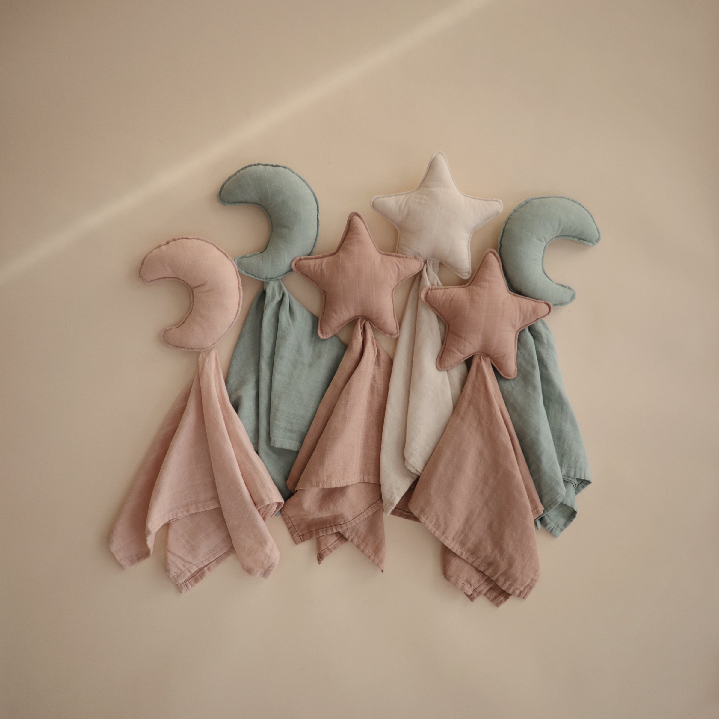Mushie Star Lovey Blanket | Playroom Avenue