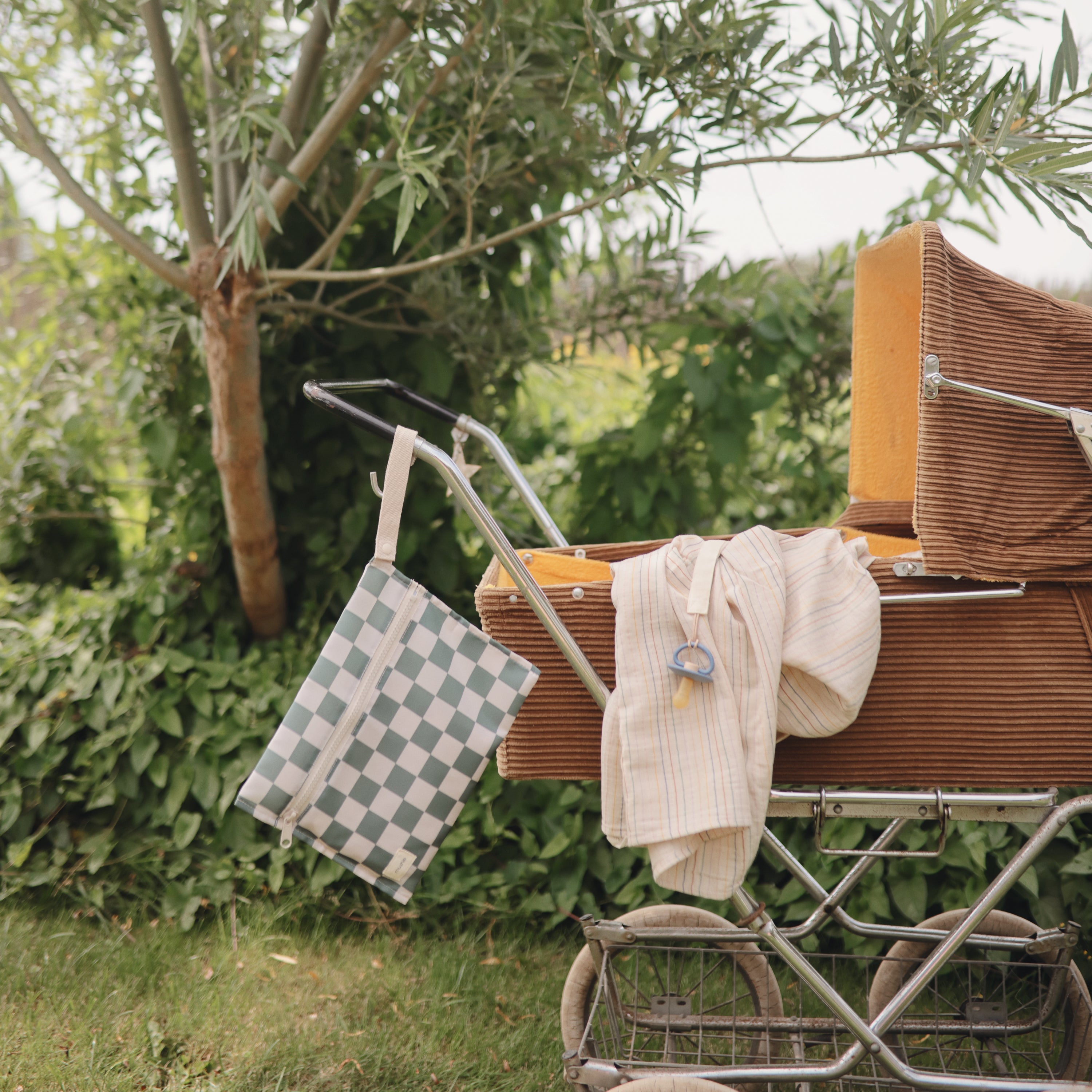 Mushie Organic Cotton Muslin Swaddle Blanket | Playroom Avenue