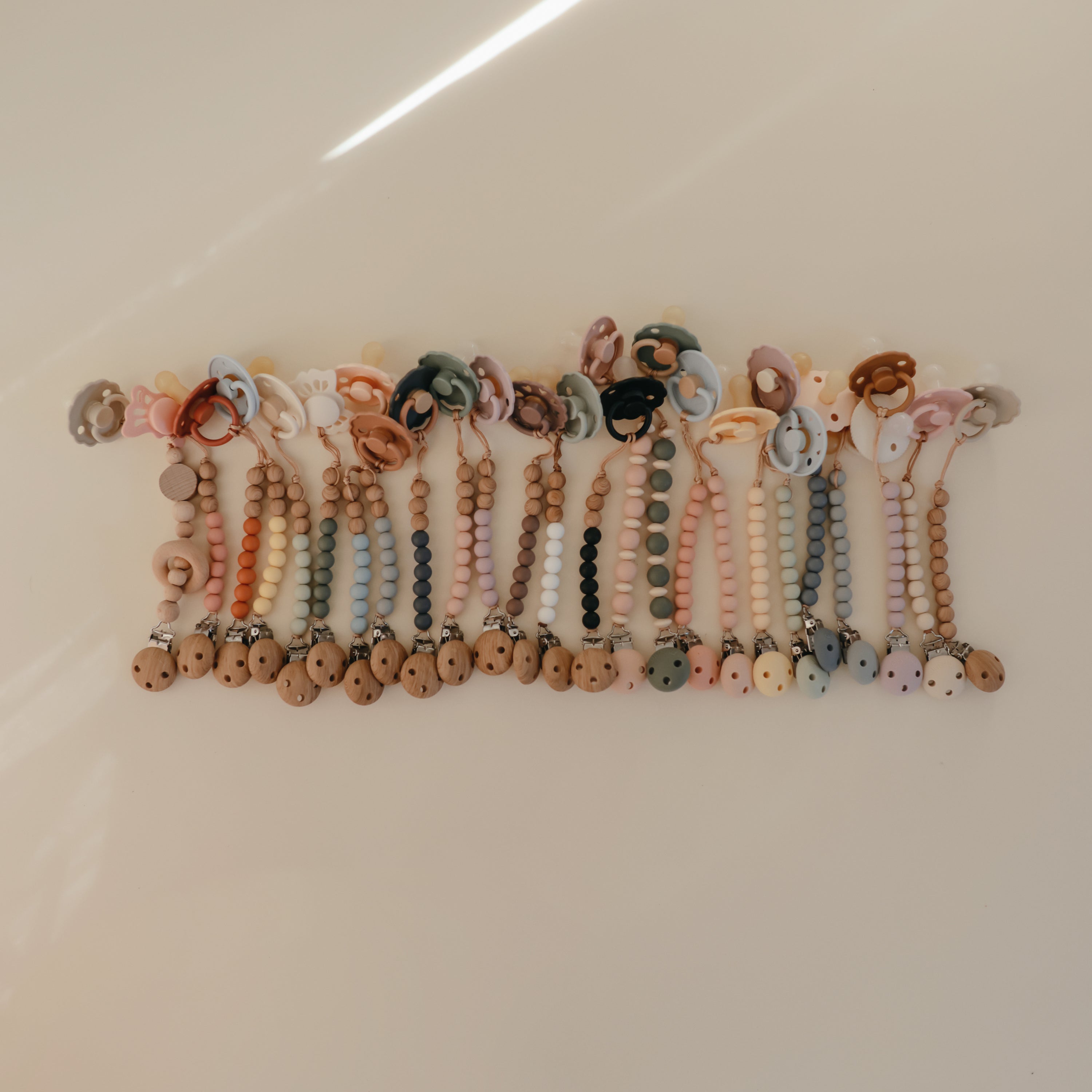 FRIGG Silicone Pacifier 6-Pack | Playroom Avenue