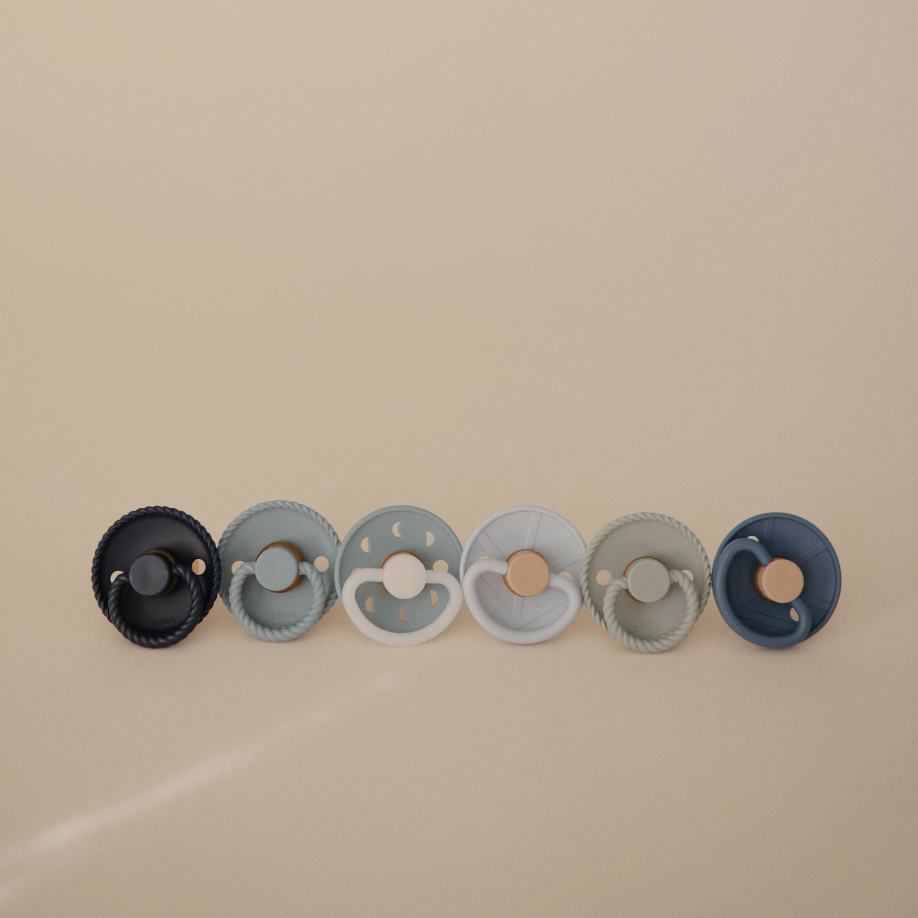 FRIGG Silicone Pacifier 6-Pack | Playroom Avenue