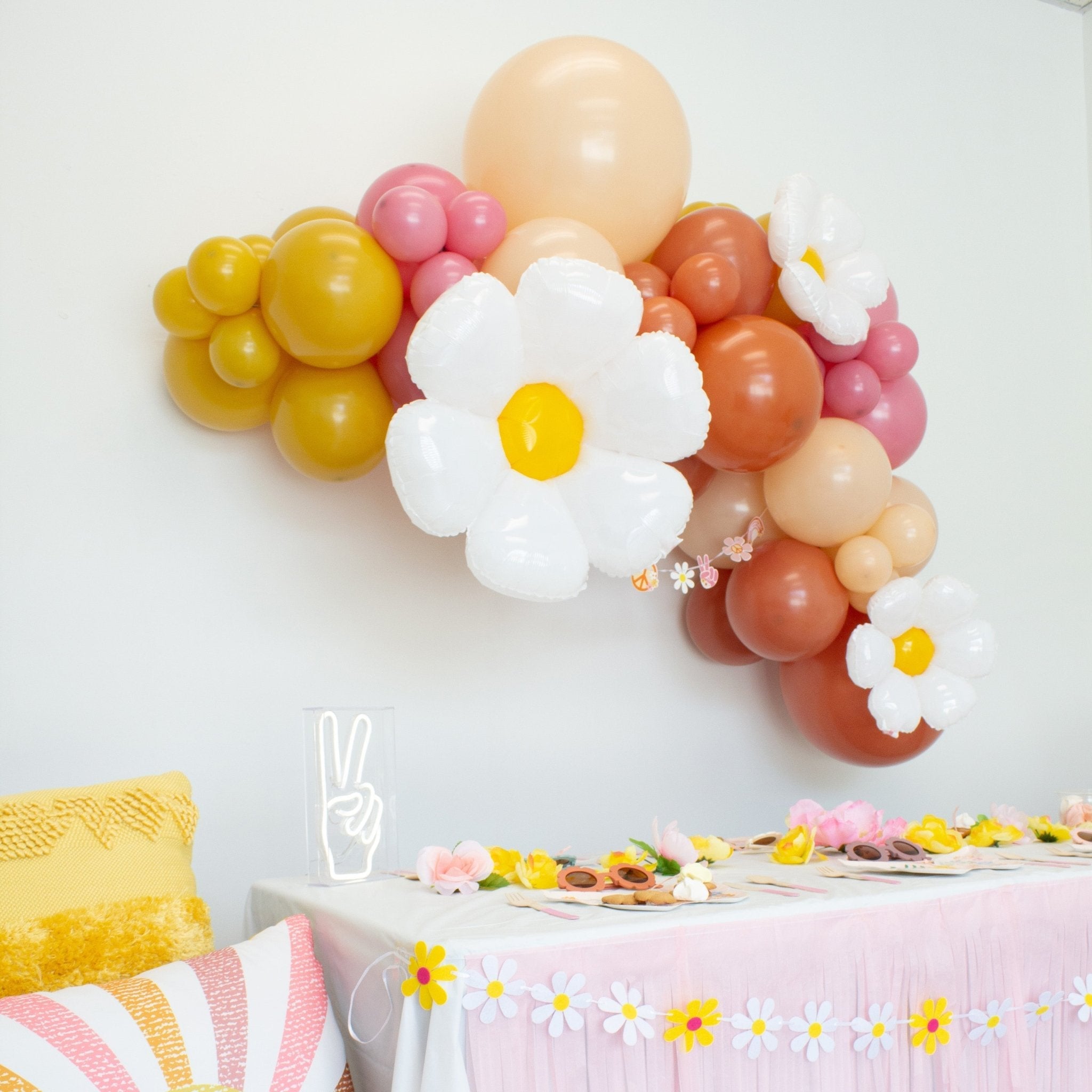 Ellie's Party Supply Groovy Balloon Garland Kit – Retro Party Decor | Playroom Avenue