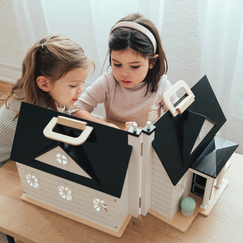 Wonder and Wise Home Sweet Home Dollhouse