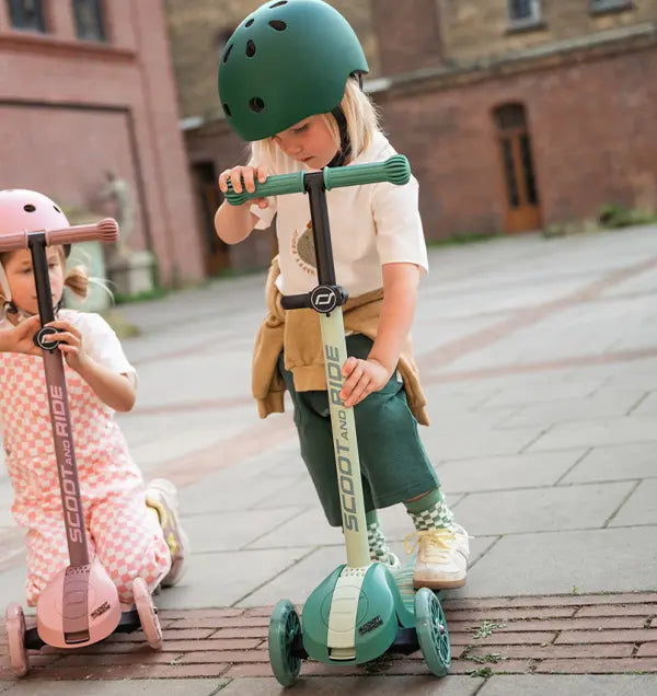 Scoot and Ride Highwaykick 3S Kids Scooter – Forest | Playroom Avenue