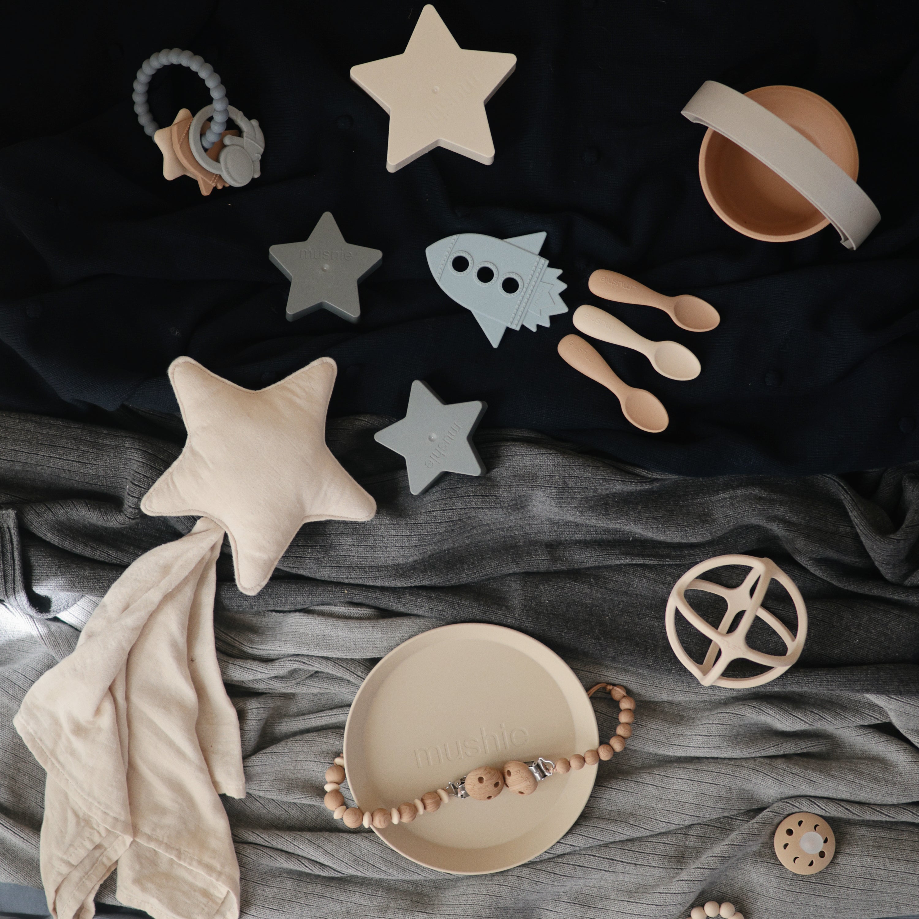 Mushie Star Lovey Blanket | Playroom Avenue