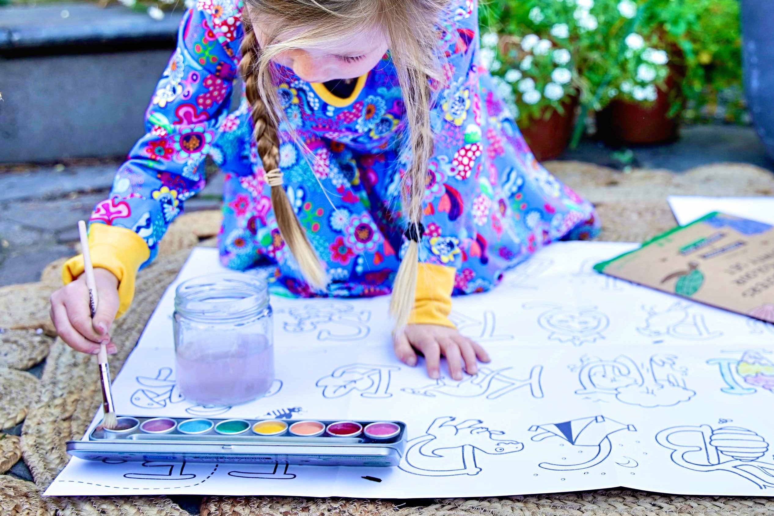 Honeysticks Jumbo Posters and Paints Activity Set | Playroom Avenue