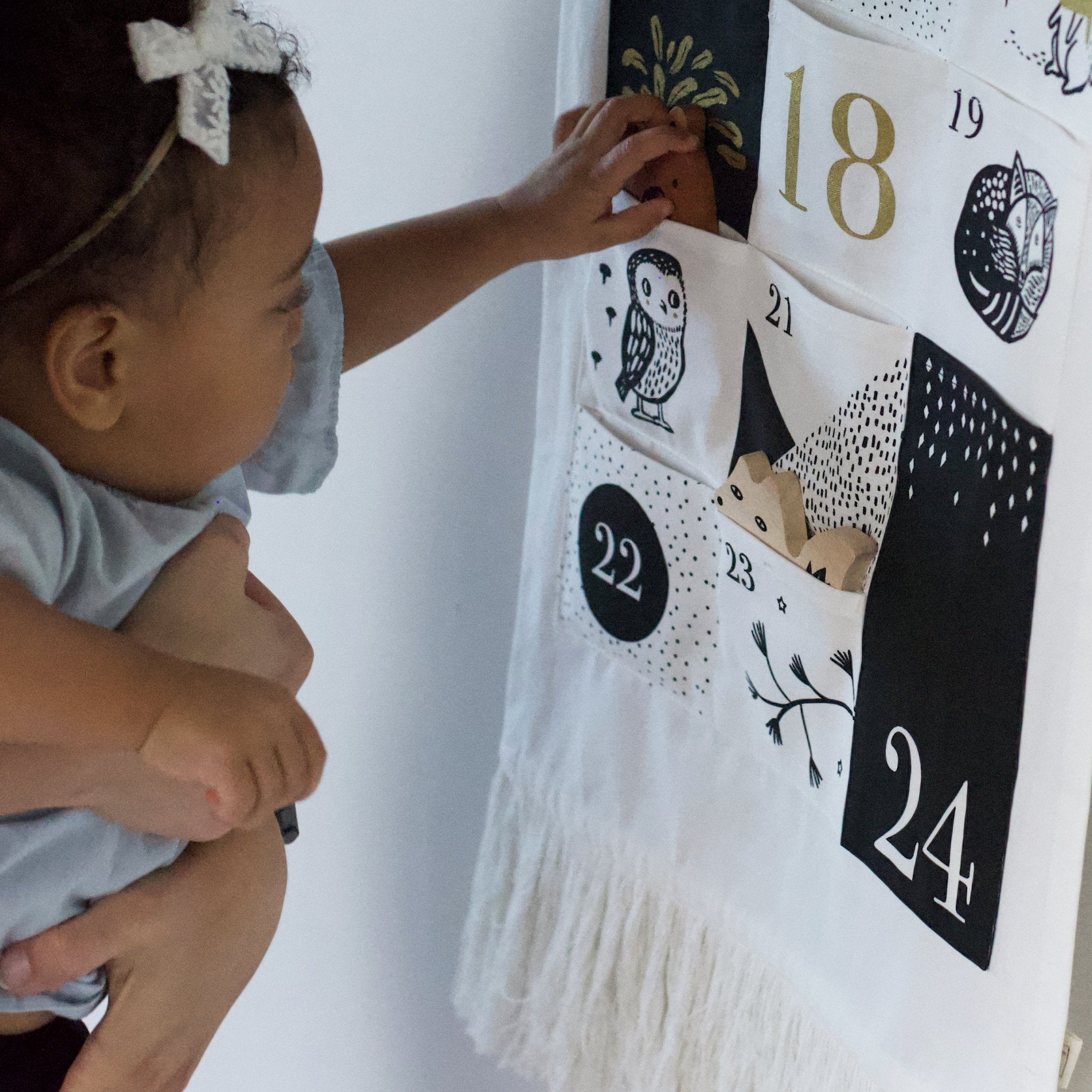 Wee Gallery Festive Friends 24 Pocket Advent Calendar | Playroom Avenue