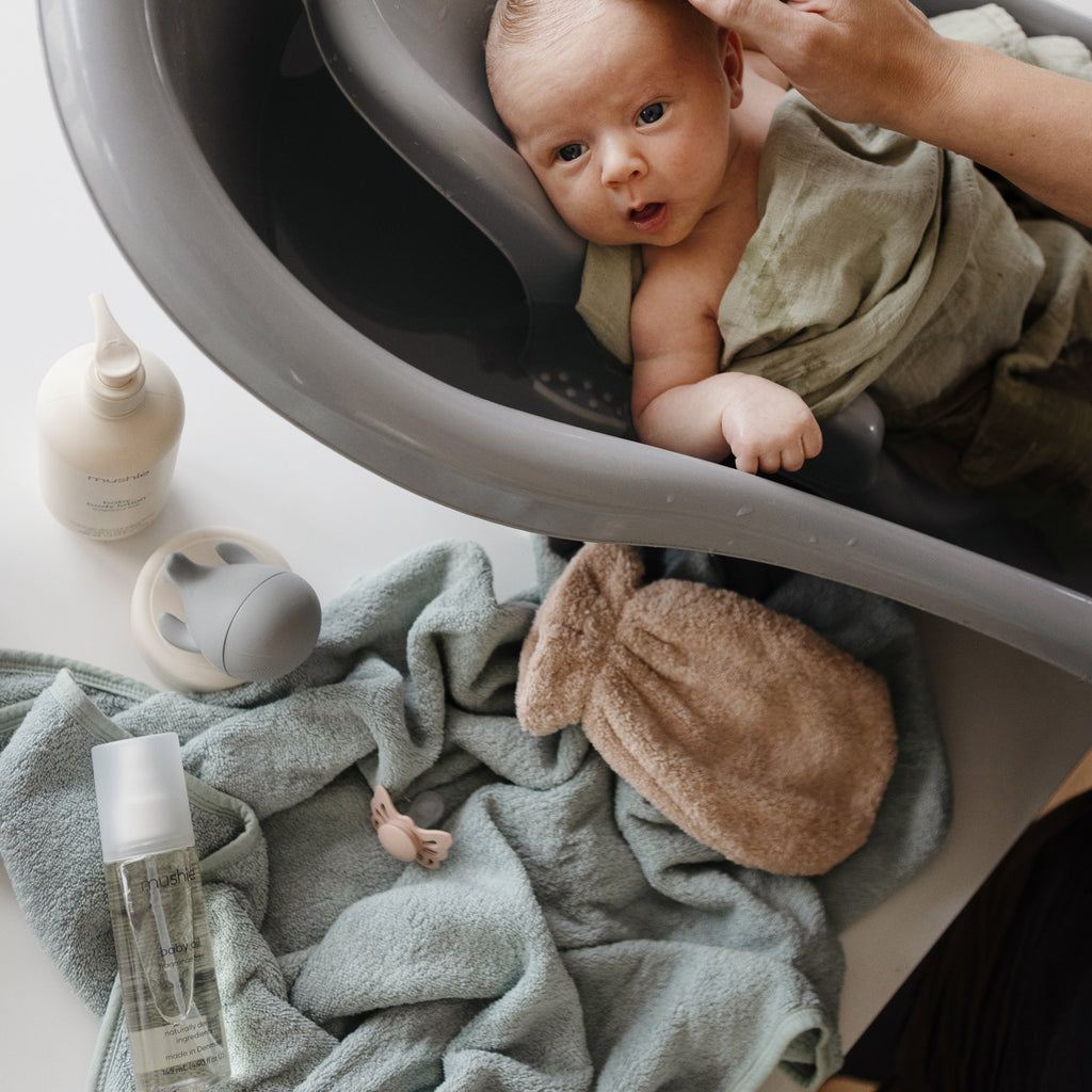 Mushie Organic Cotton Bath Mitt | Playroom Avenue