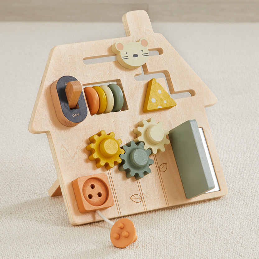 Wonder and Wise On-the-Go Busy Board | Playroom Avenue