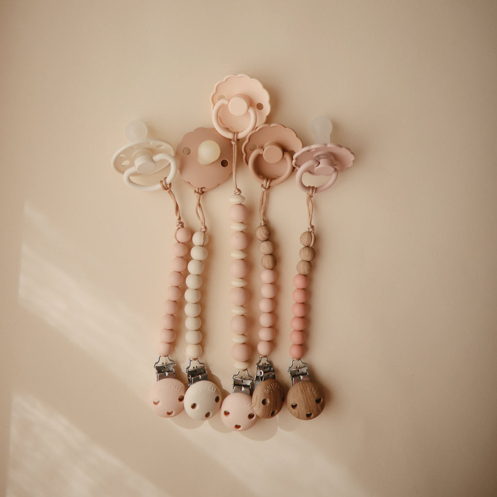 Mushie Silicone Pacifier Clip | Hera | Playroom Avenue