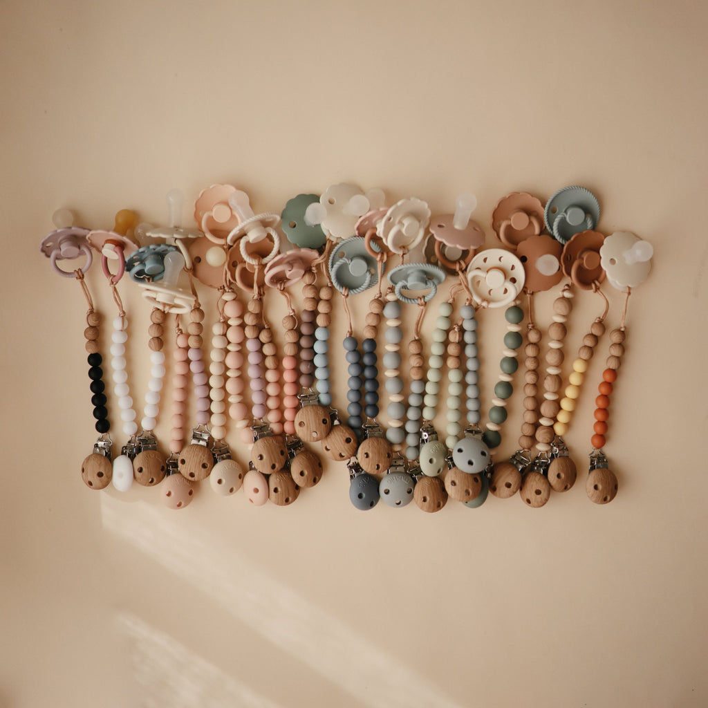 Mushie Silicone Pacifier Clip | Hera | Playroom Avenue