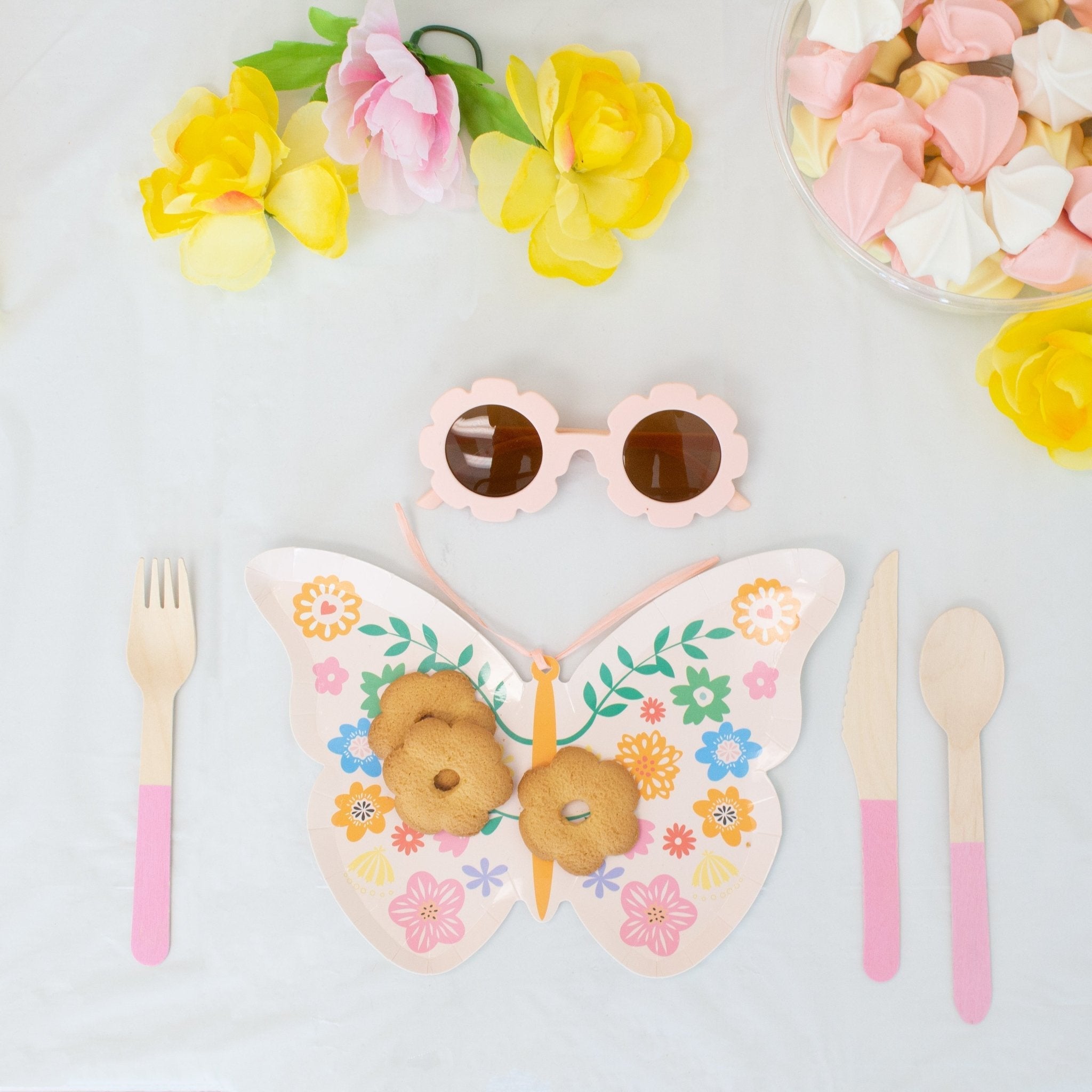 Ellie's Party Supply Pastel Pink Wooden Utensil Set – 24ct | ON SALE!! | Playroom Avenue