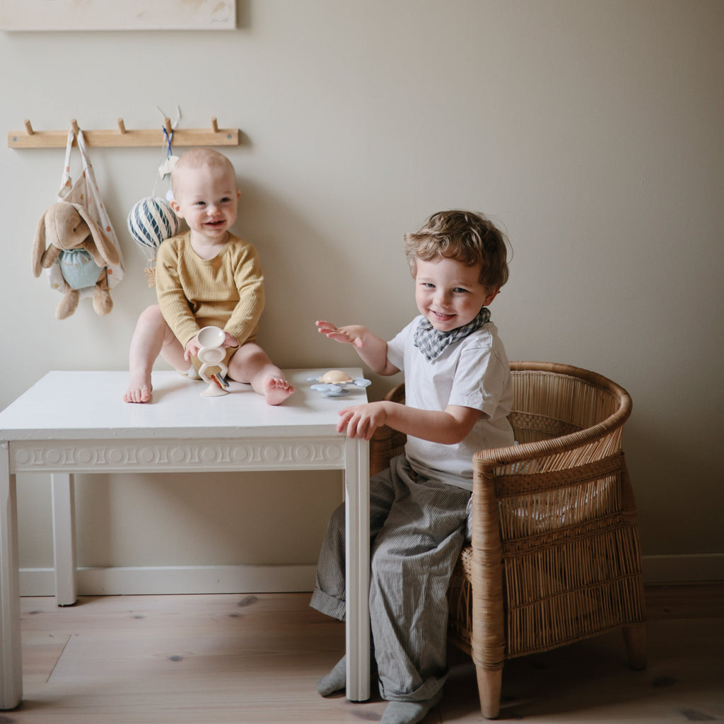 Mushie HexaPop Suction Toy | Playroom Avenue