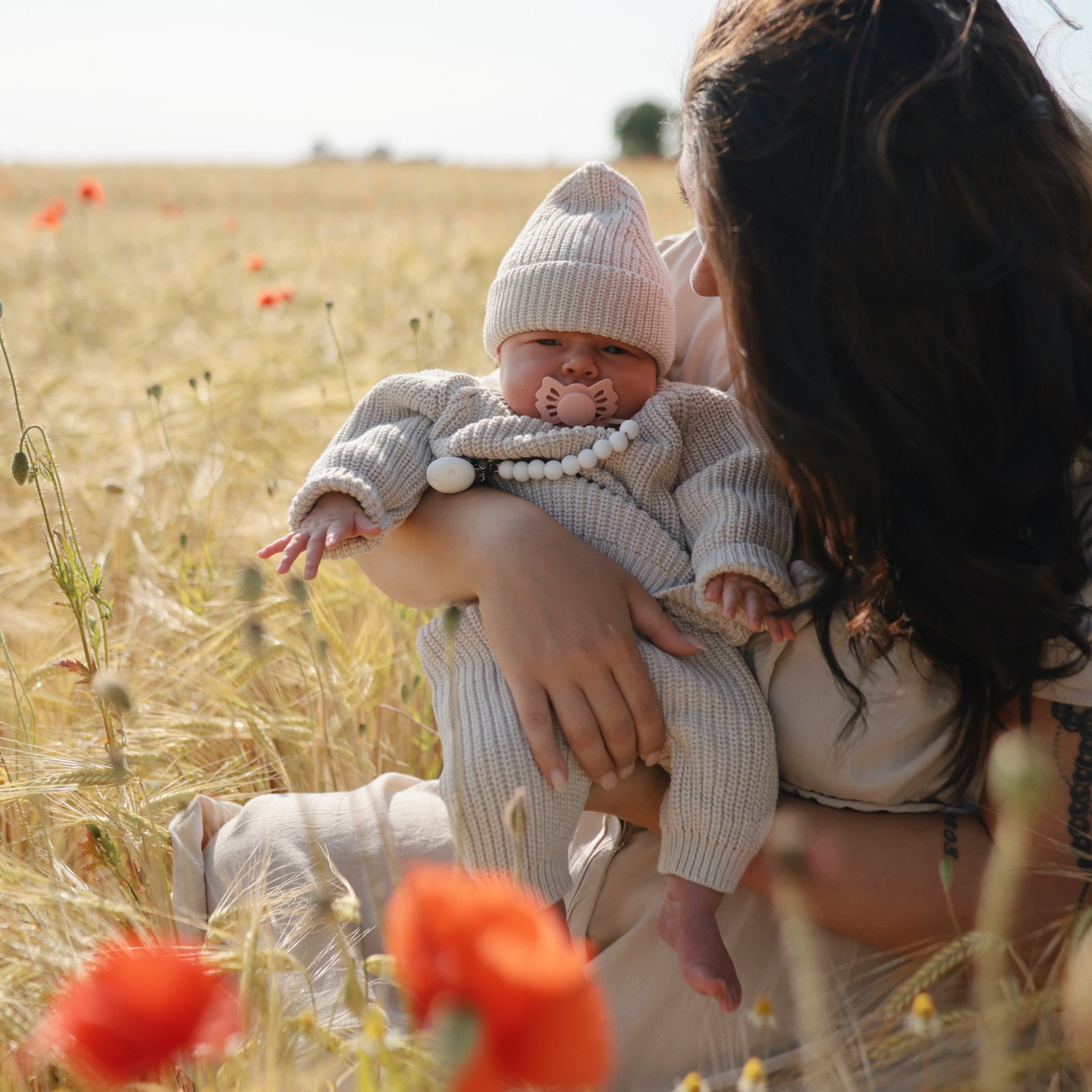 Mushie FRIGG Baby's First Pacifier Floral Heart (Blush) 4-Pack | Playroom Avenue