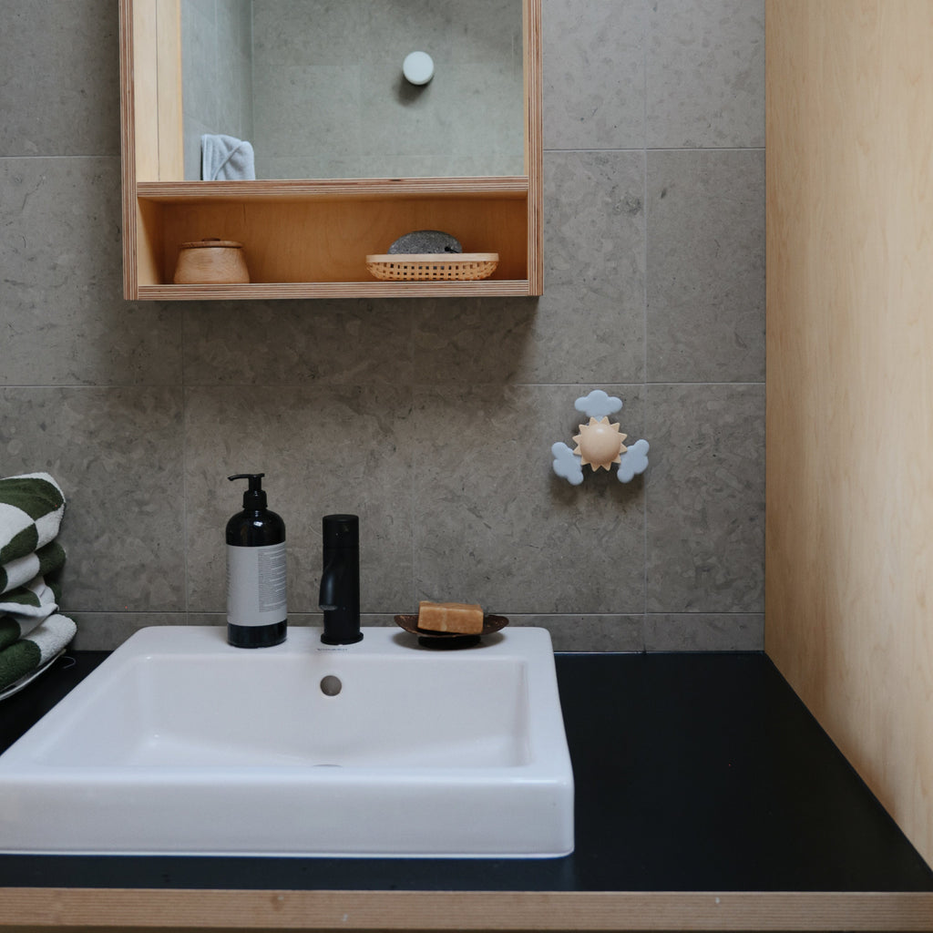 Mushie Sunshine Suction Spinner Toy