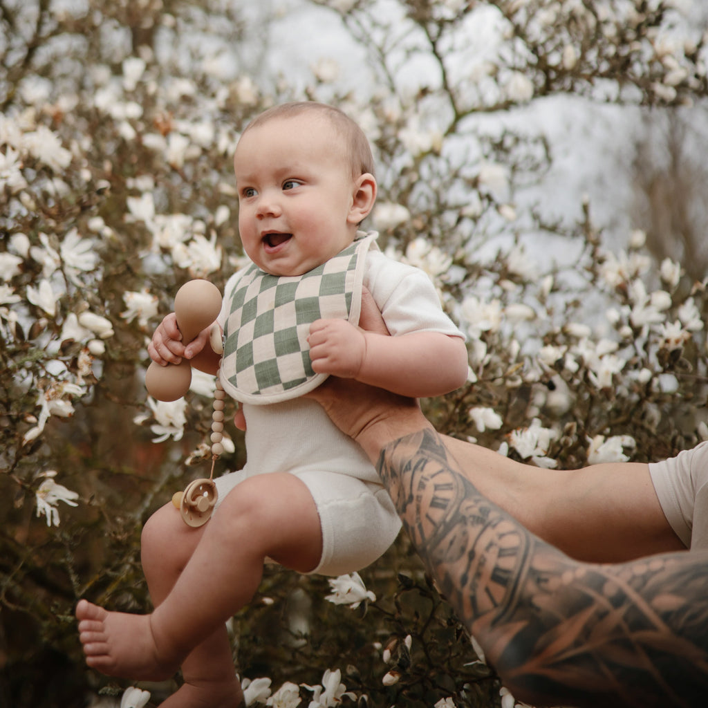 Mushie Silicone Pacifier Clip | Hera | Playroom Avenue