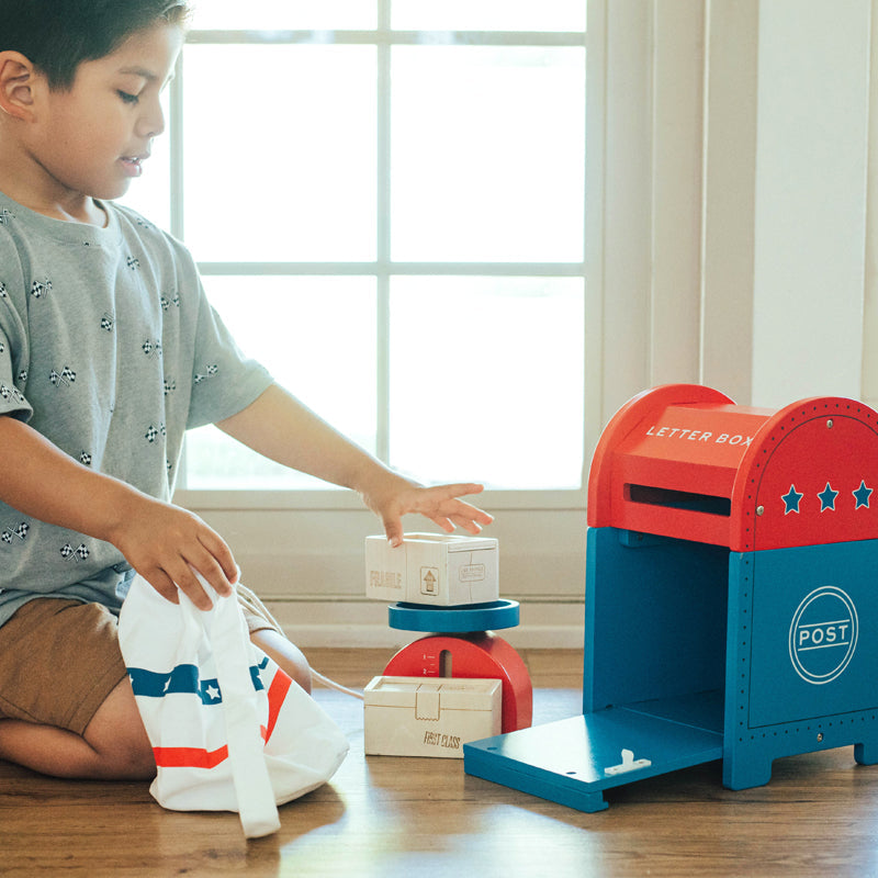 Wonder and Wise Extra Special Delivery Mail Set | Playroom Avenue