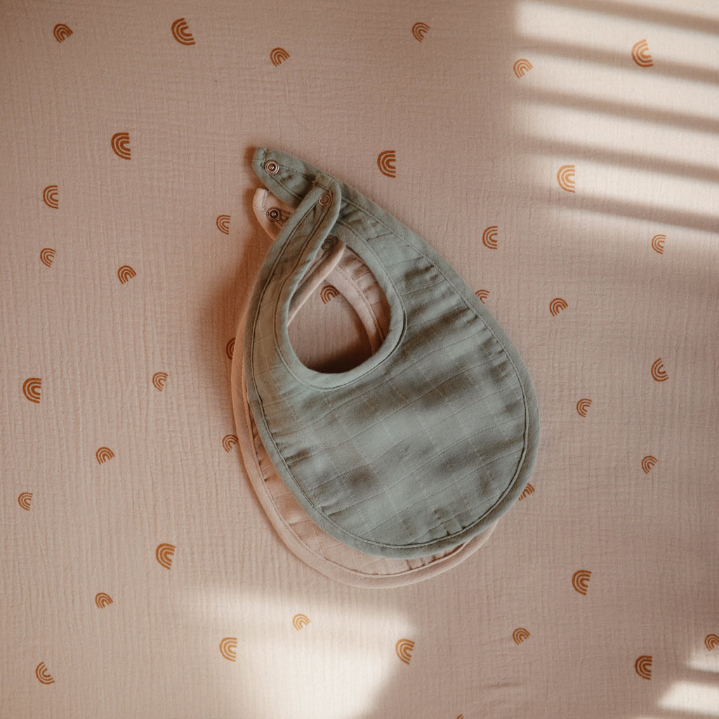 Mushie Muslin Bib | Playroom Avenue