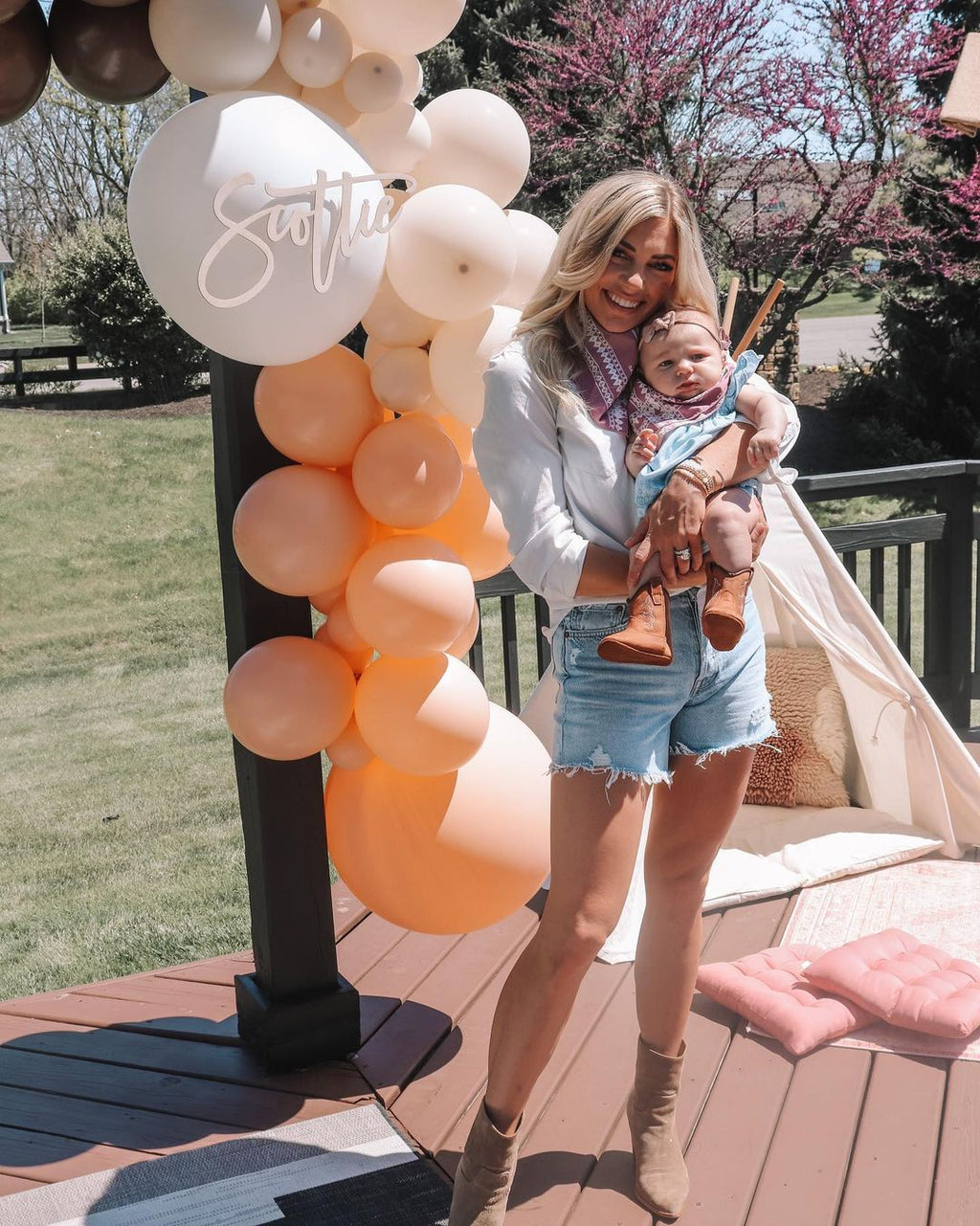 Ellie's Party Supply White Sand Balloon Garland Kit – 5ft Neutral Decor | Playroom Avenue