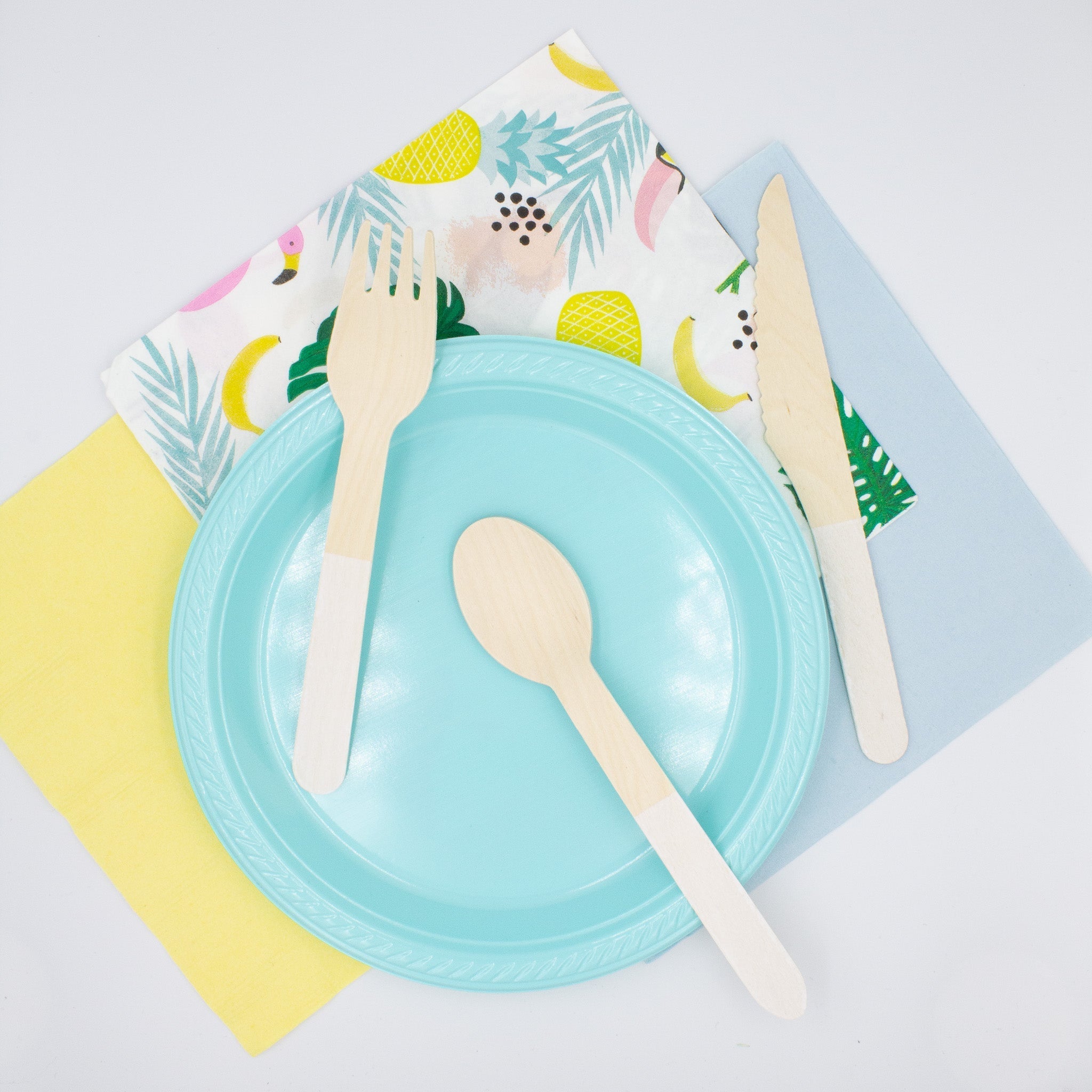 Ellie's Party Supply White Wooden Utensil Set – 24ct | ON SALE!! | Playroom Avenue