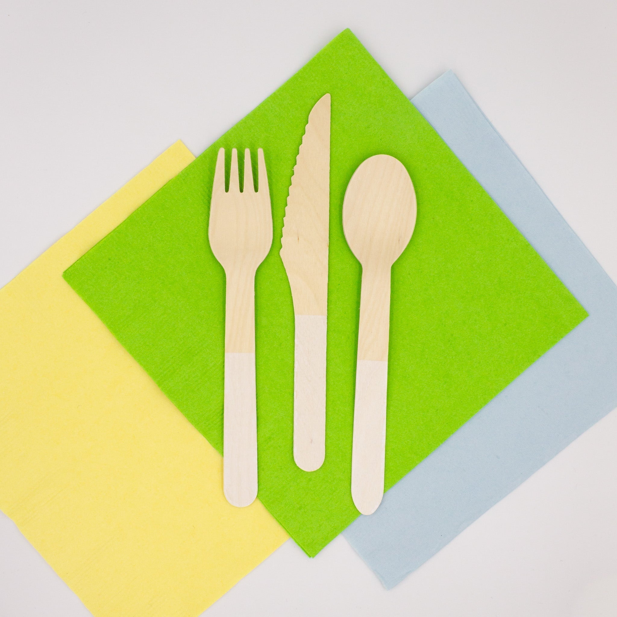Ellie's Party Supply White Wooden Utensil Set – 24ct | ON SALE!! | Playroom Avenue