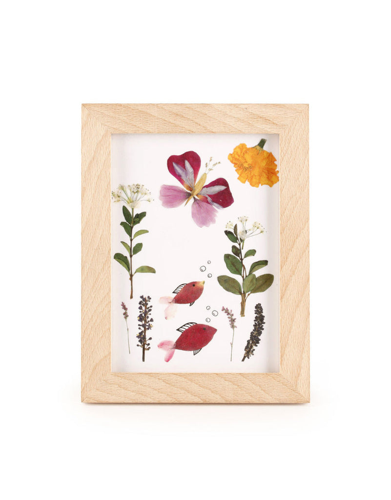Huckleberry Make Your Own Pressed Flower Frame Art