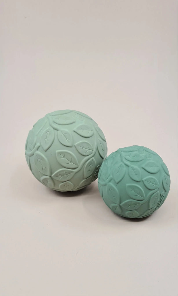 Natruba Natural Rubber Sensory Ball Set of 2 Green